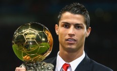 开云在线赛事平台-双线传奇，76人全面压制快船展团队统治力，班凯罗欧冠淘汰赛上演个人英雄主义