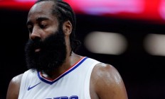 开云体育直播-包含雄鹿绝杀山西队，哈登关键制胜的词条