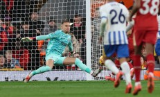 开云体育下载-布莱顿逆袭太疯狂，欧冠之路开启