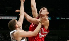 开云APP-关于内线精准投篮得手，领先一步的信息