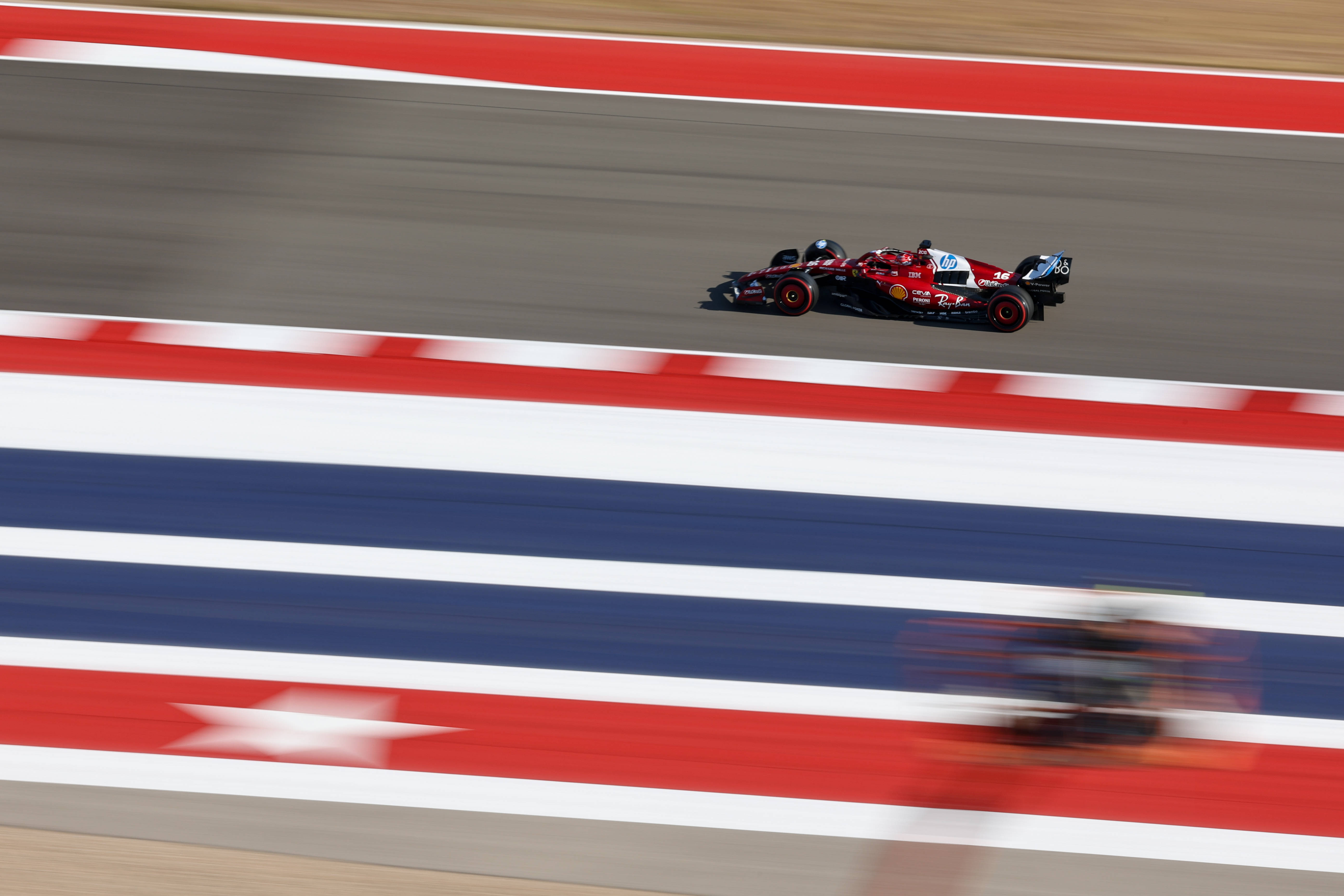 包含哈斯车队险胜红牛车队,维斯塔潘点燃赛场的词条 包含哈斯车队险胜红牛车队,维斯塔潘点燃赛场的词条