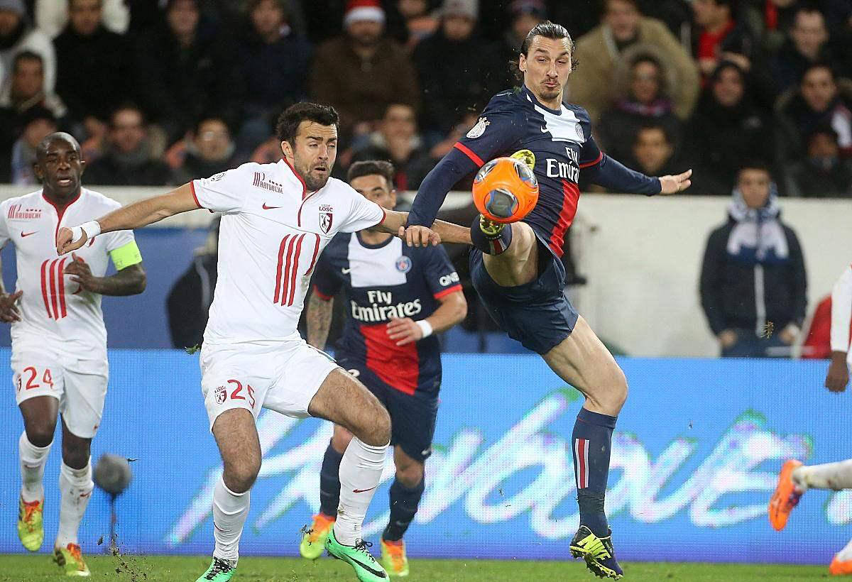 里尔客场击败对手,勇往直前 里尔客场击败对手,勇往直前