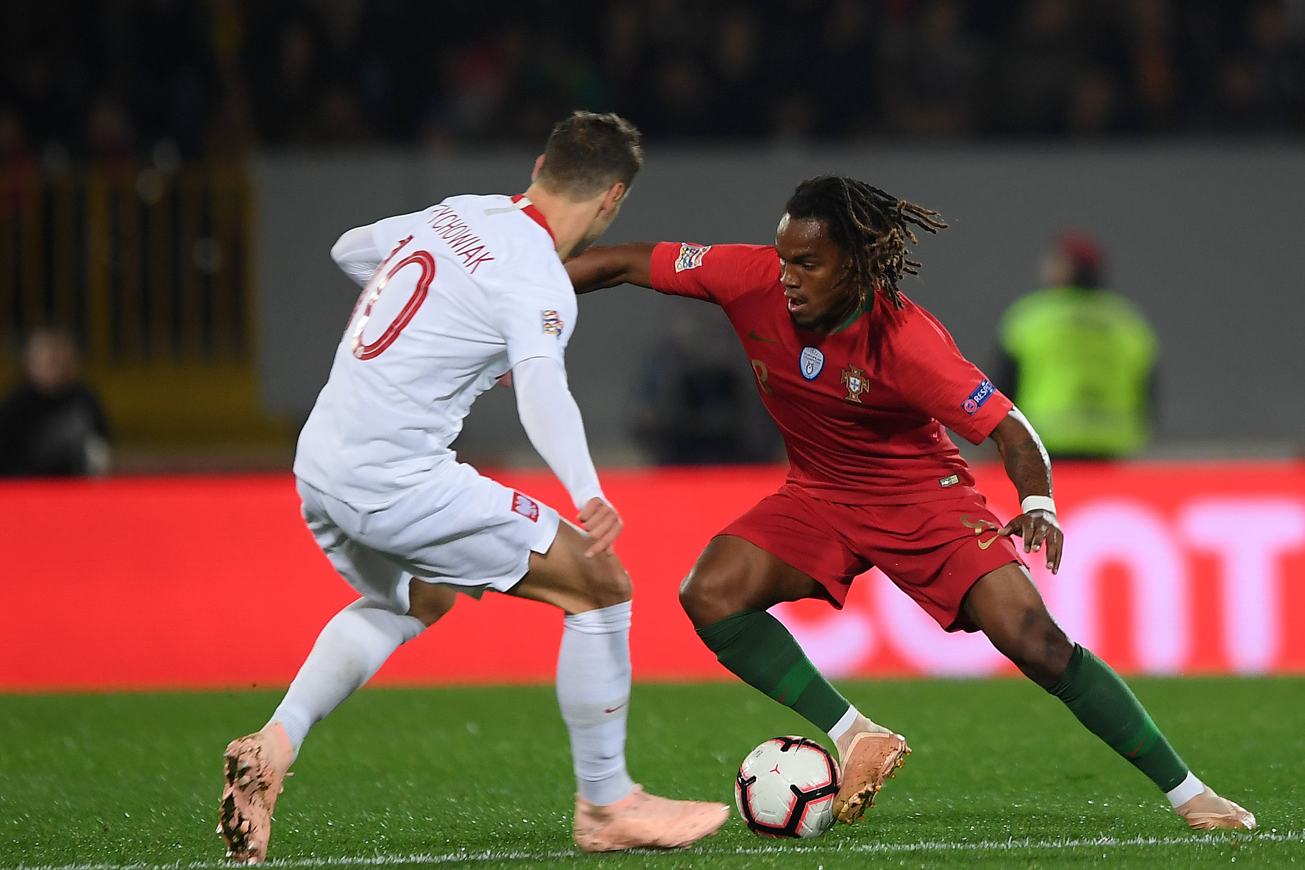 波兰篮球联赛赛程延期，观众期待热门对决的简单介绍