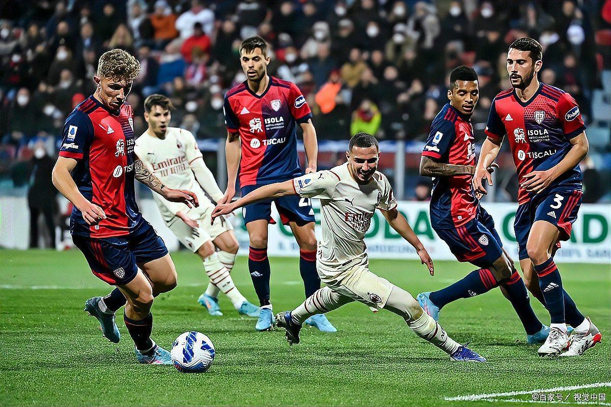 包含博洛尼亚球员集体状态低迷，球队连败不止的词条