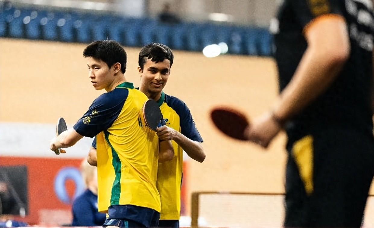 瑞典队横扫奥地利队，奥恰洛夫统治全场的简单介绍