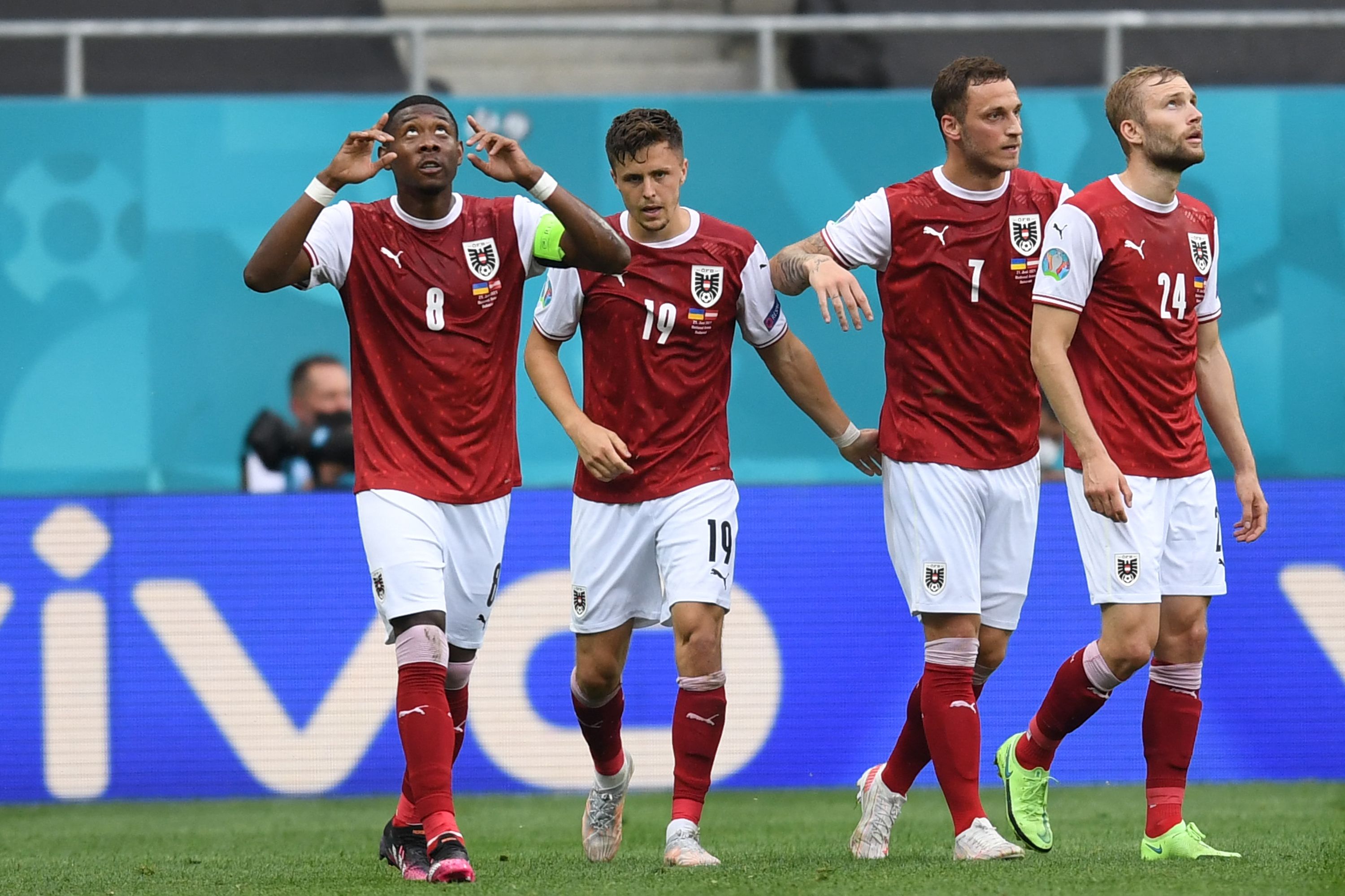 国际米兰强势加拿大，阿拉巴送出助攻