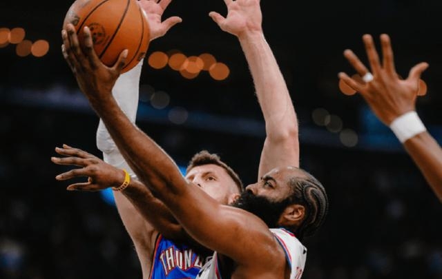 公牛绝杀雷霆,米切尔统治全场的简单介绍 公牛绝杀雷霆,米切尔统治全场的简单介绍