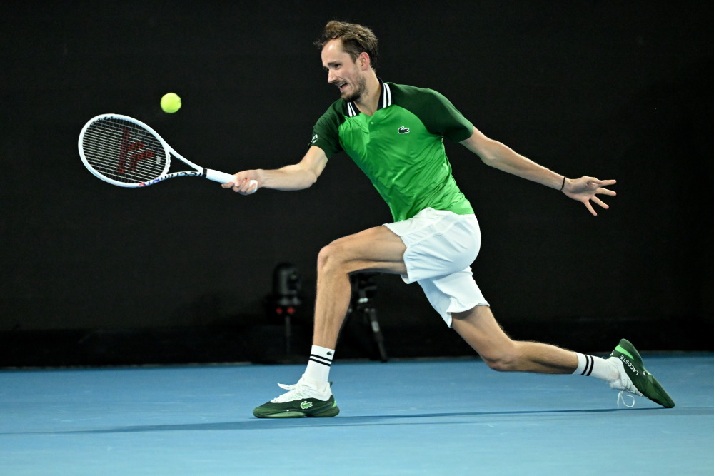 关于西班牙网球队绝杀欧洲网球队，梅德韦杰夫惊艳世界的信息