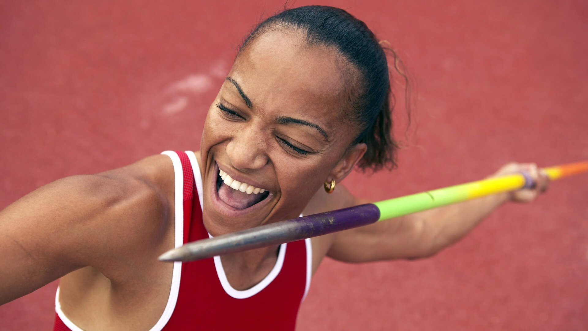 绝境中的王者，梁靖崑统治全场，中国队3-2险胜瑞典惊险晋级