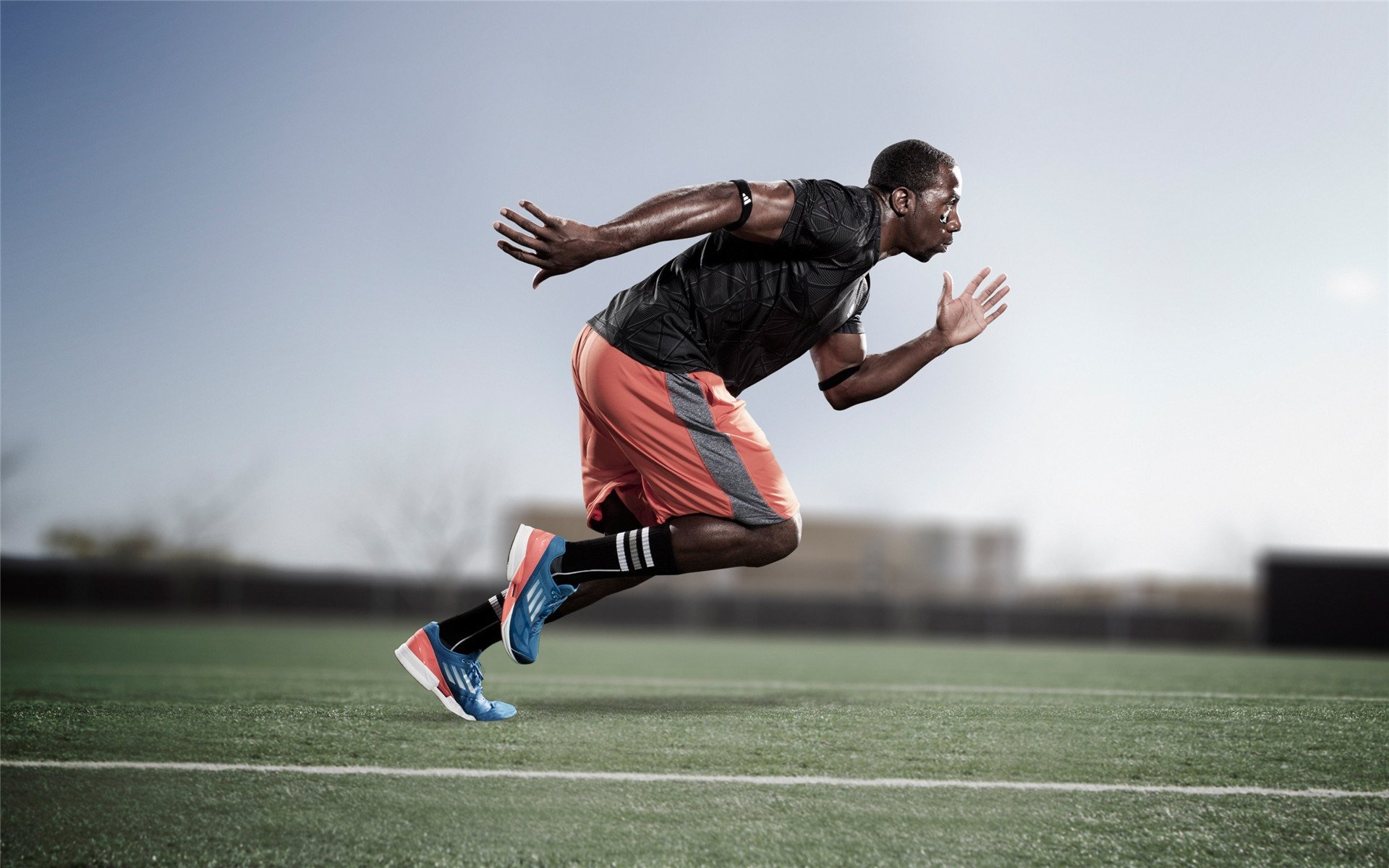 雷霆连续得分压制国王，拉梅洛关键时刻站出来